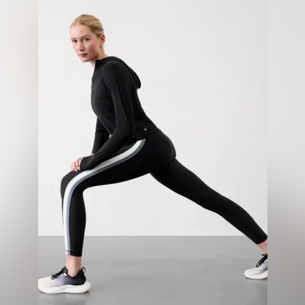 NWT Athleta Ultimate Half Zip Black Hoodie Size XS (#659631) - Picture 3 of 9